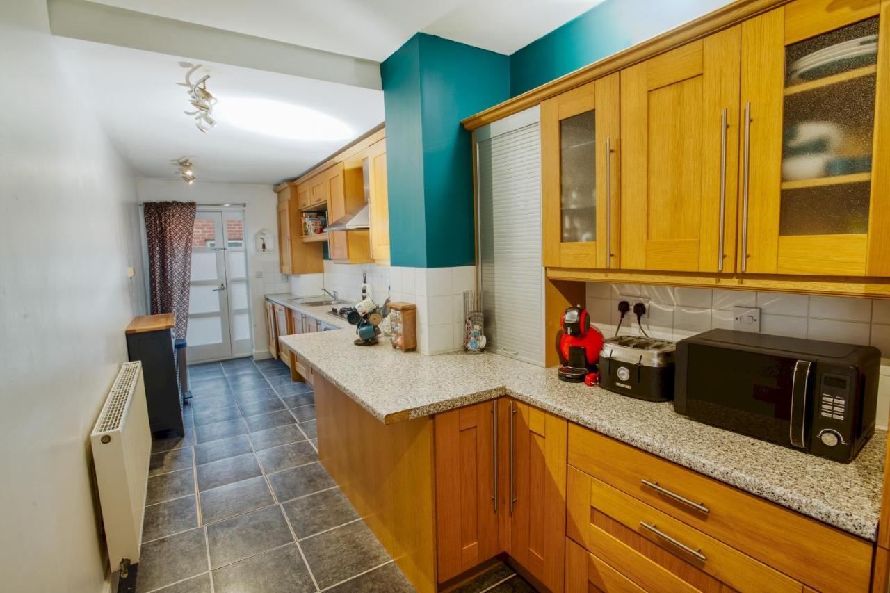 Ferienwohnung Pass The Keys 2 Bed Flat In Old School House Lincoln Exterior foto